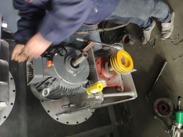 Pro3200便捷式振動診斷分析儀應(yīng)用于無紡布生產(chǎn)設(shè)備電機(jī)的振動分析